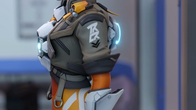 Relaxing with Tracer's Feet